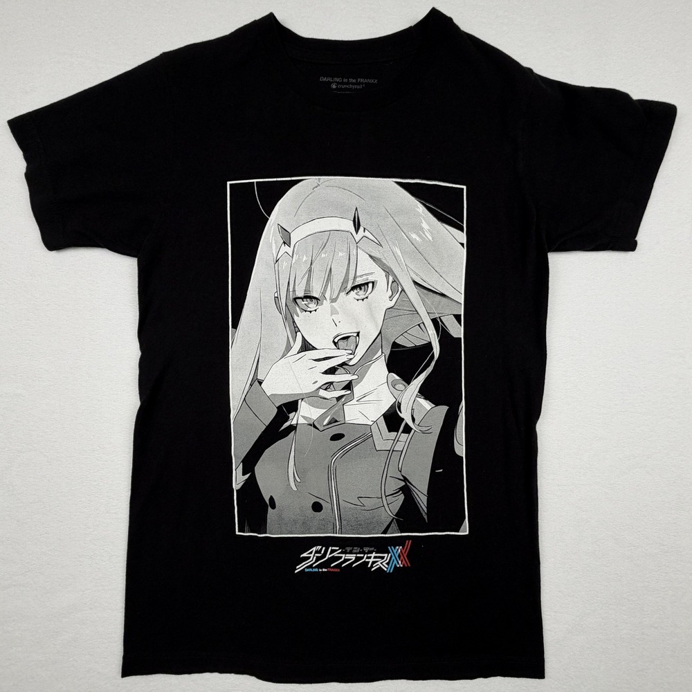 Darling in the FRANXX Zero Two Crunchyroll Anime Graphic T-Shirt Mens Small Blk